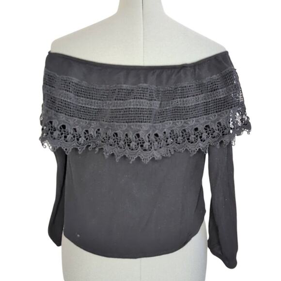 Socialite black rayon off-the-shoulder top with lace detailing, size medium - Picture 3 of 8